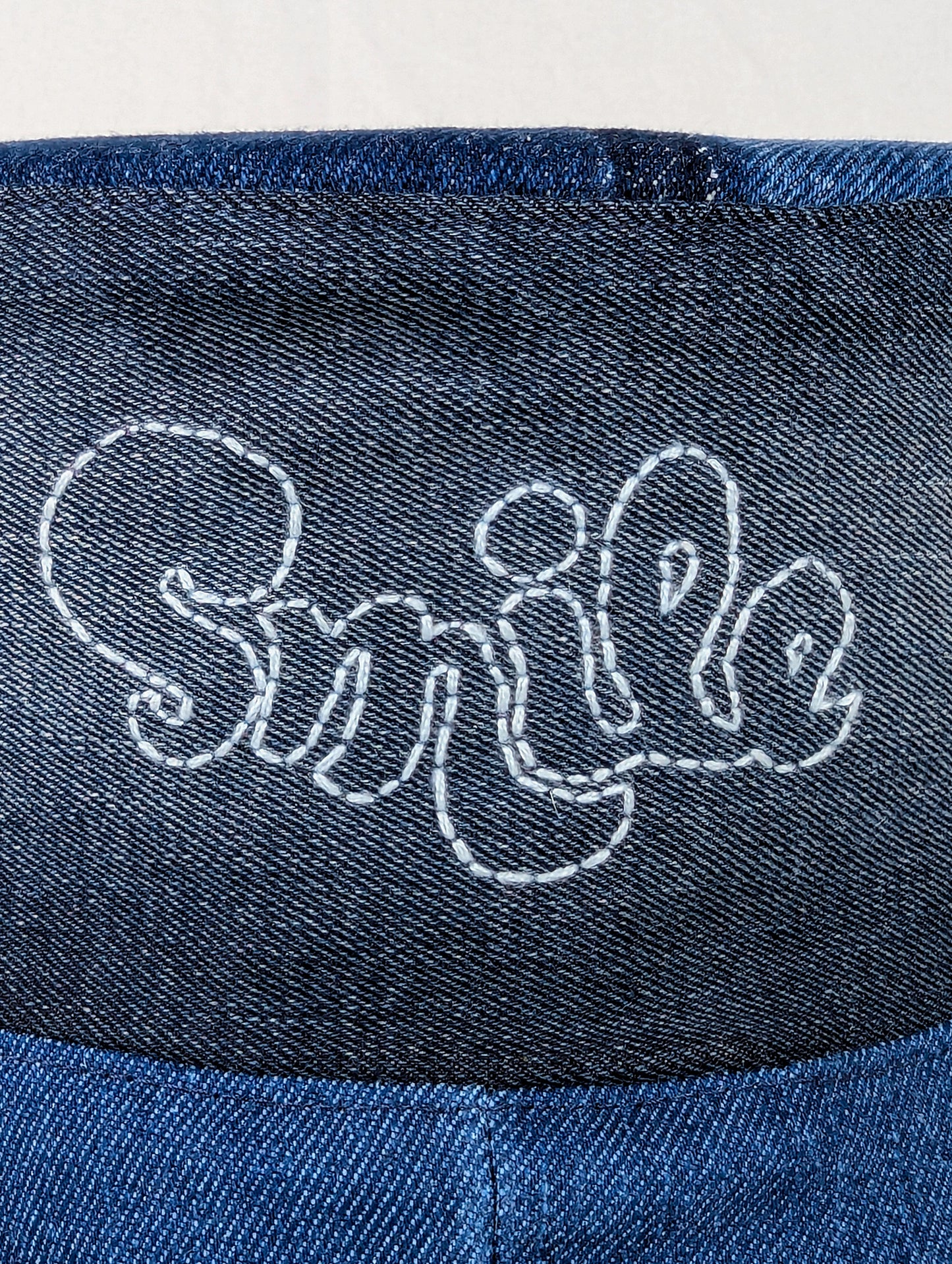Chapeau bob réversible EyeLoveLu Smiley Face – Broderie main, denim recyclé