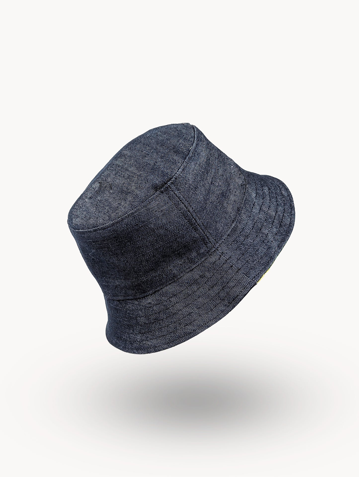 Chapeau bob réversible en denim EyeLoveLu – Style skate recyclé