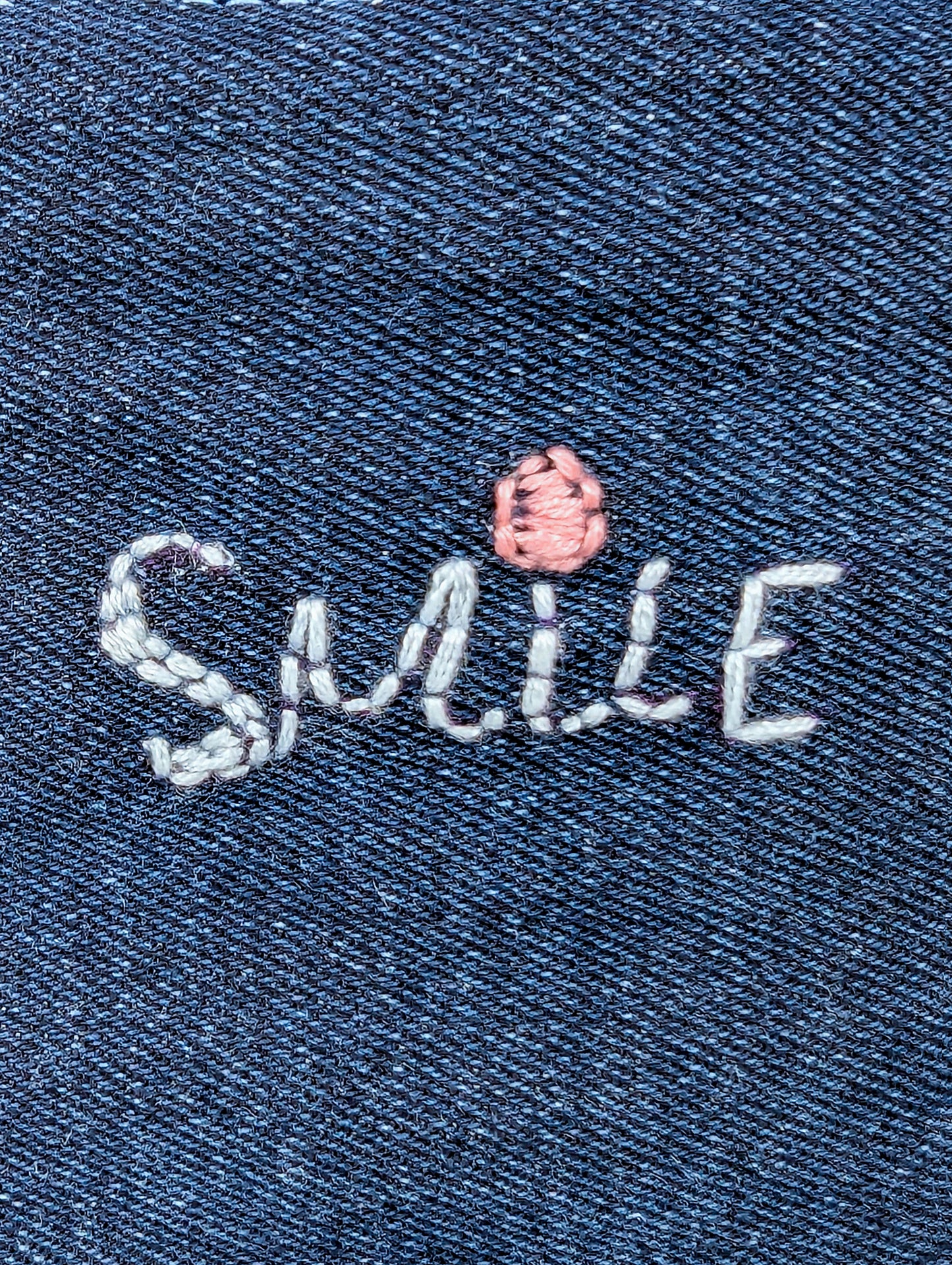 Chapeau bob réversible EyeLoveLu Smiley Face – Broderie main, denim recyclé