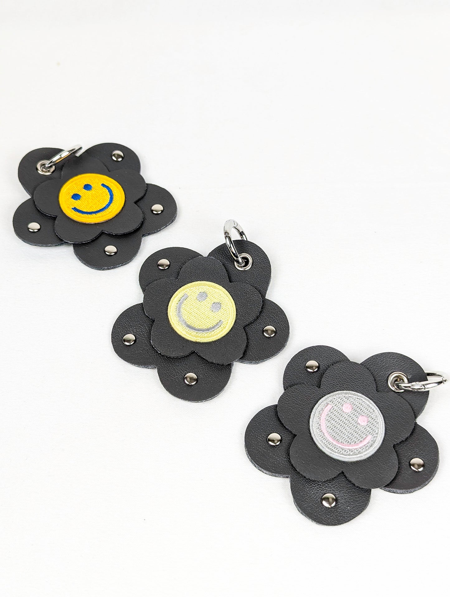 EyeLoveLu Handmade Smiley Flower Bag Charm / Key Ring - Upcycled Fabric