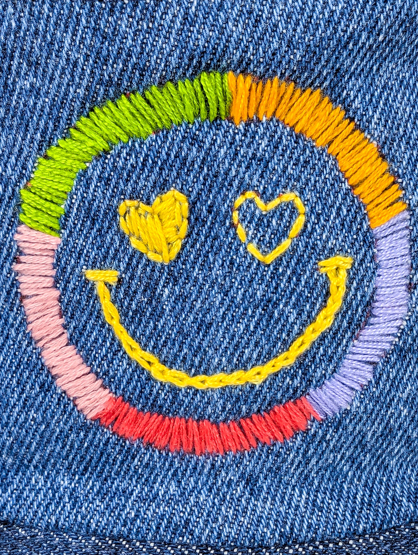 Chapeau bob réversible EyeLoveLu Smiley Face – Broderie main, denim recyclé
